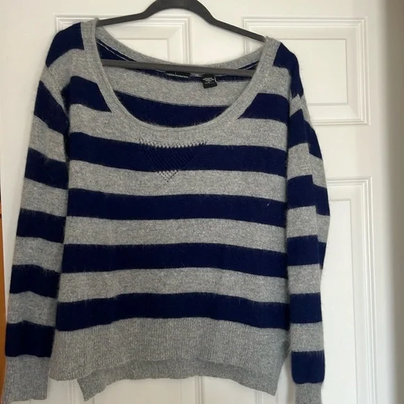 Victoria Secret Sweater - Picture 1 of 1